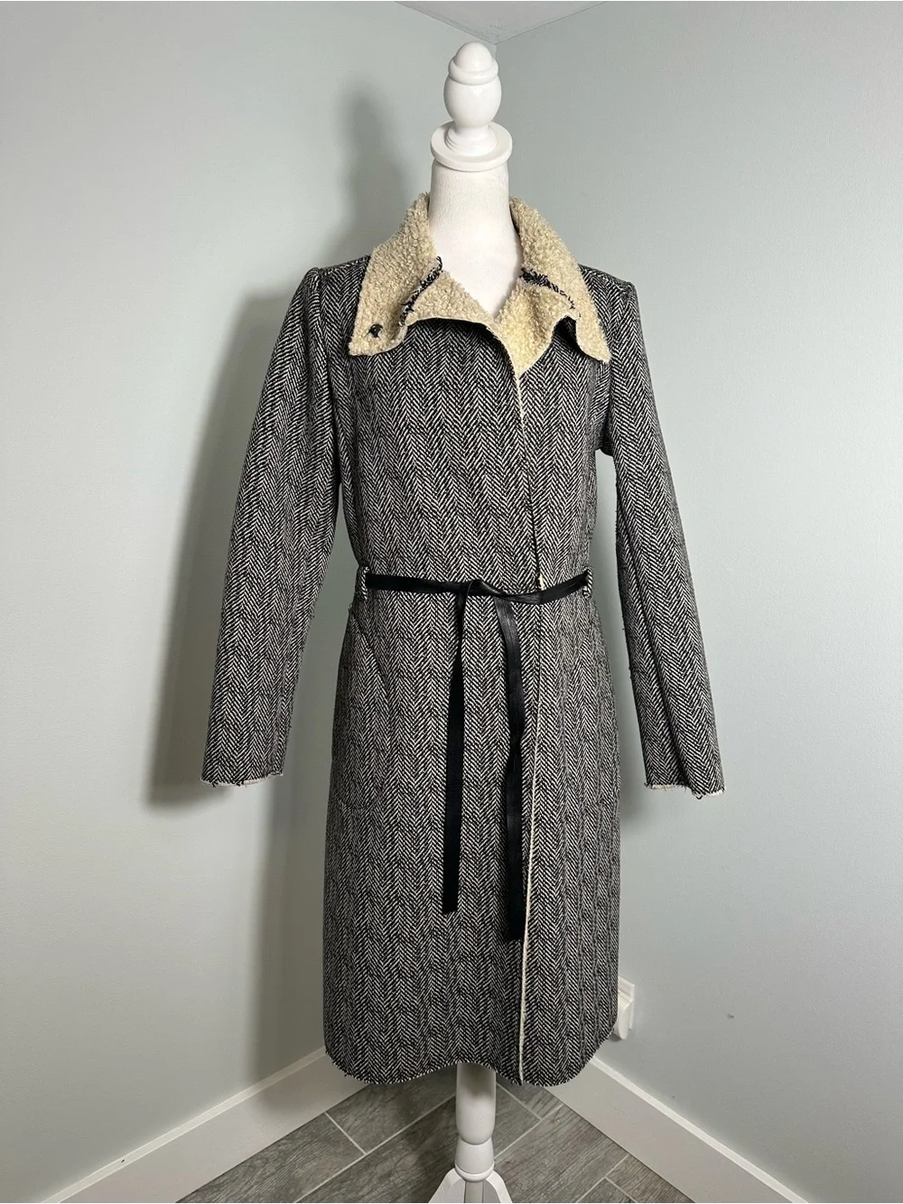 Club Monaco Wool Button Coat Size S/P